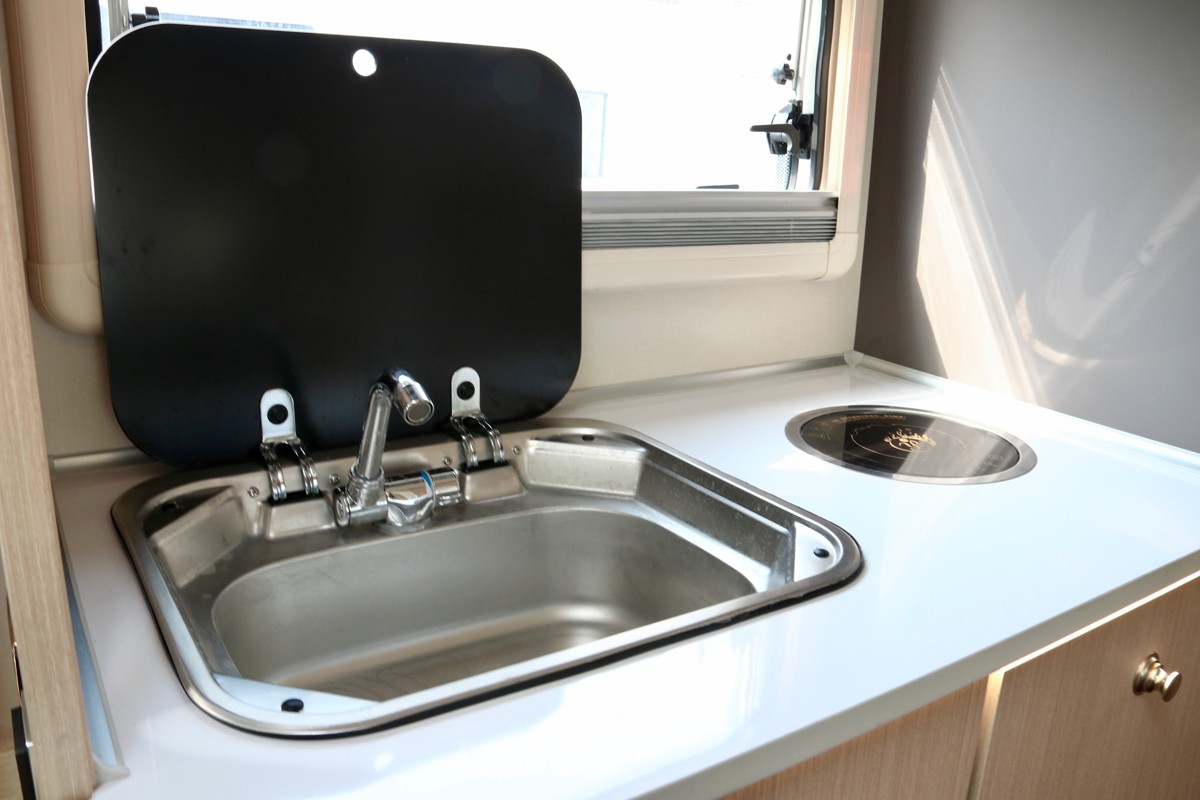 買房車省錢攻略，十一月在這里