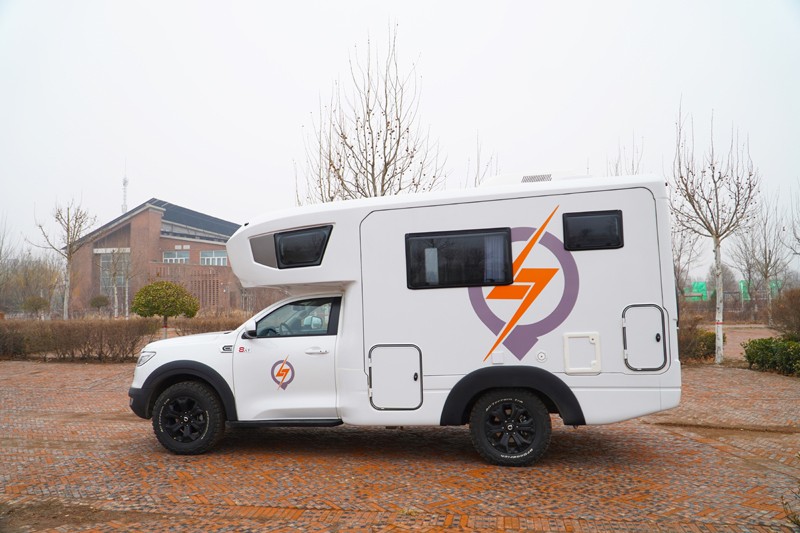 自動(dòng)檔、四驅(qū)房車，可落京牌，這款點(diǎn)贊