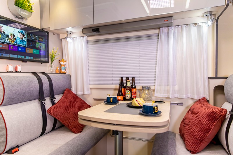 自動(dòng)檔、四驅(qū)房車，可落京牌，這款點(diǎn)贊