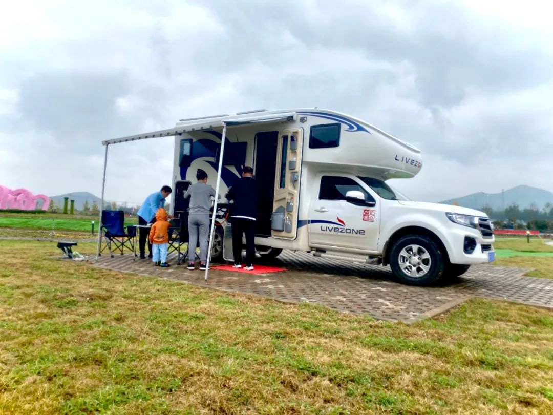 精致化露營“選手”，將吃住行融為一體，適合1~2人四季旅行