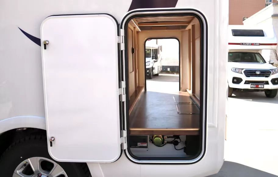 風駿C7珍藏版27.88萬包牌帶回家，退市絕版，僅剩12臺！